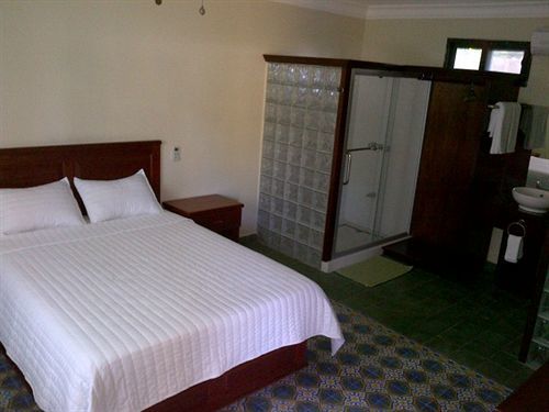 Hotel La Cretonne Ле Ке Екстериор снимка