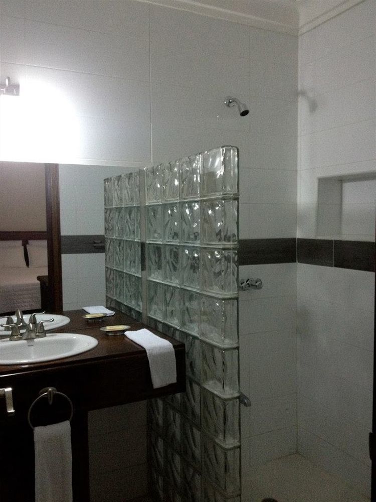 Hotel La Cretonne Ле Ке Екстериор снимка