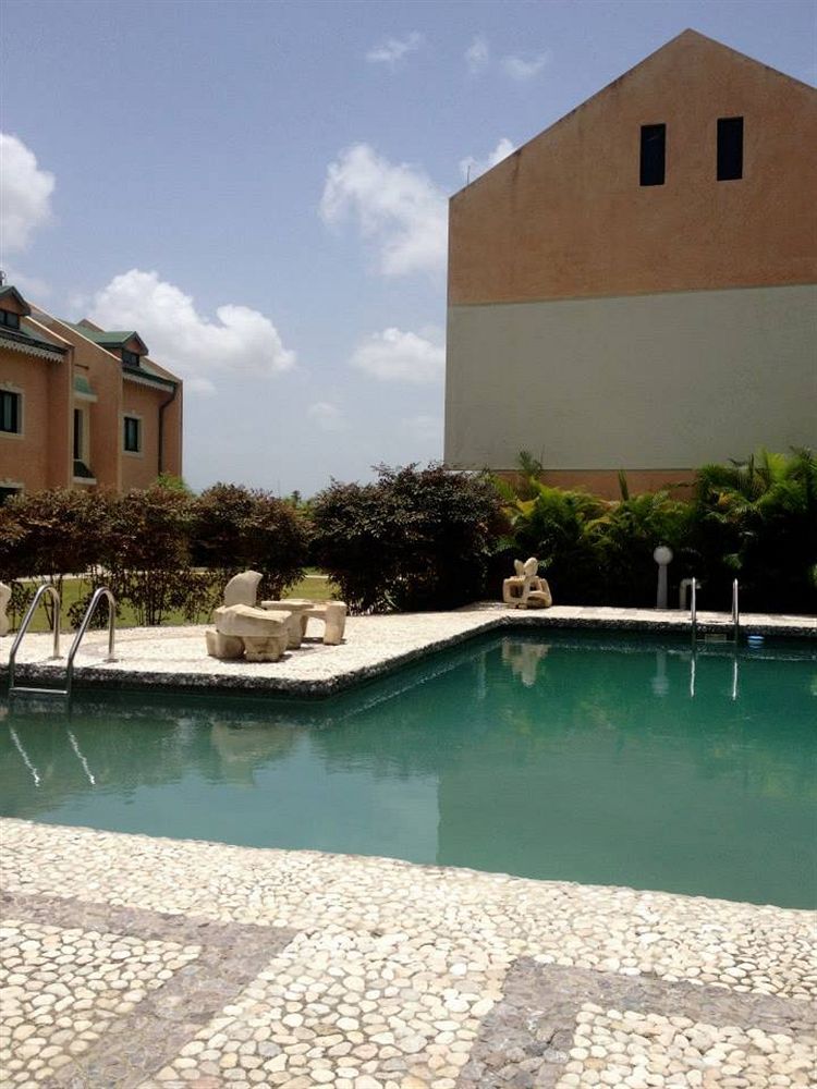 Hotel La Cretonne Ле Ке Екстериор снимка
